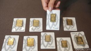 Emas Antam Meroket! Sentuh Rekor Rp 1,98 Juta/Gram