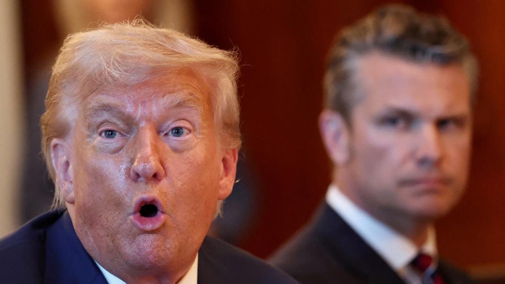 Trump Terancam Shutdown PHK Massal PNS Mengintai