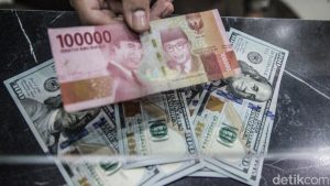 Dolar AS Perkasa, Rupiah Tertekan di Rp 16.622