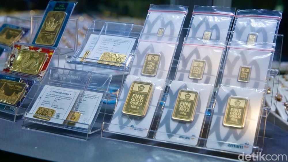 Emas Antam Terjun Bebas Simak Harga Terbaru