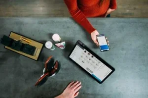 Gaji Numpang Lewat  Terapkan 5 Strategi Ini agar Uang Lebih Awet