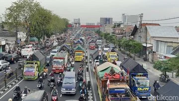 Truk Odol Terancam Kena Denda Tiga Kali Lipat Pemerintah Berupaya Mengurangi Kelebihan Muatan